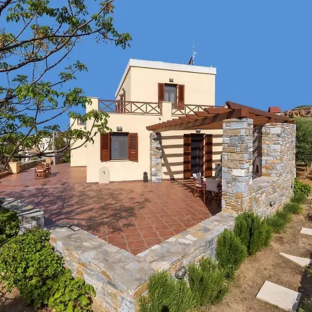 Marianthi Syros, 4-bedroom With Garden, 2km Form The Sea 빌라